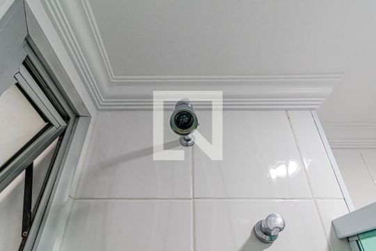 Suite - Banheiro de apartamento para alugar com 3 quartos, 63m² em Cidade São Francisco, São Paulo