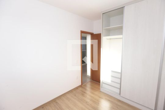 Quarto 1 de apartamento para alugar com 2 quartos, 52m² em Eldorado, Contagem