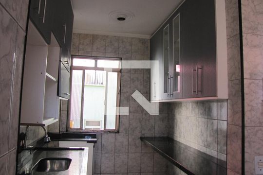 Cozinha de apartamento à venda com 2 quartos, 45m² em Vila Silvia, São Paulo