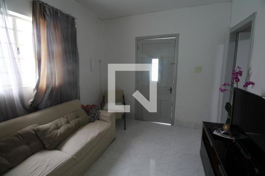 Sala de casa para alugar com 3 quartos, 152m² em Liberdade, São Paulo