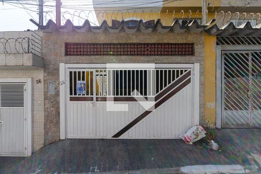 Fachada de casa à venda com 3 quartos, 194m² em Vila União(zona Norte), São Paulo