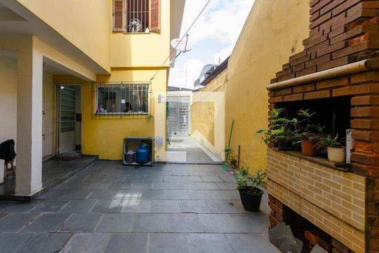 Área comum de casa à venda com 3 quartos, 194m² em Vila União(zona Norte), São Paulo