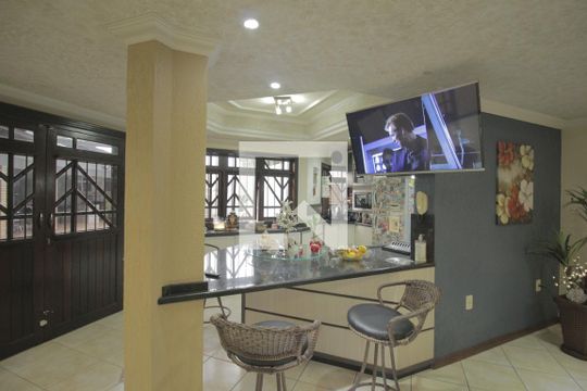 Cozinha de casa à venda com 3 quartos, 344m² em Fátima, Canoas
