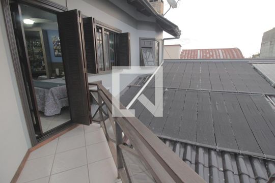Sacada  de casa à venda com 3 quartos, 344m² em Fátima, Canoas