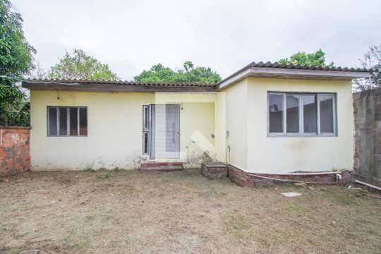 Fachada de casa à venda com 3 quartos, 300m² em Mathias Velho, Canoas