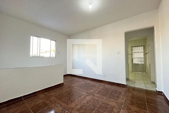 Sala de casa para alugar com 1 quarto, 188m² em Parque Imperial, São Paulo