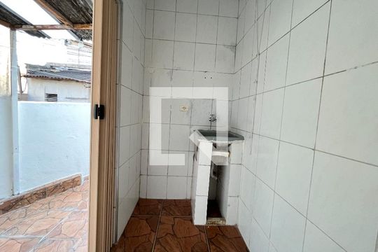 Área de Serviço de casa para alugar com 1 quarto, 188m² em Parque Imperial, São Paulo