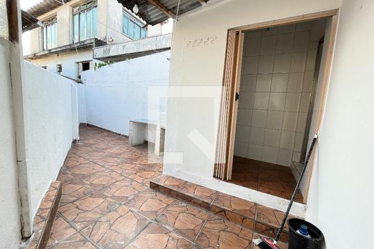 Área externa de casa para alugar com 1 quarto, 188m² em Parque Imperial, São Paulo