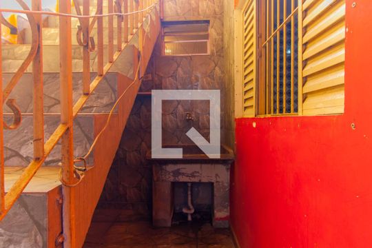 Lavanderia de casa para alugar com 1 quarto, 32m² em Jardim Tietê, São Paulo