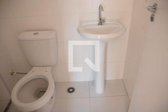 Banheiro de kitnet/studio à venda com 1 quarto, 29m² em Vila Guilherme, São Paulo