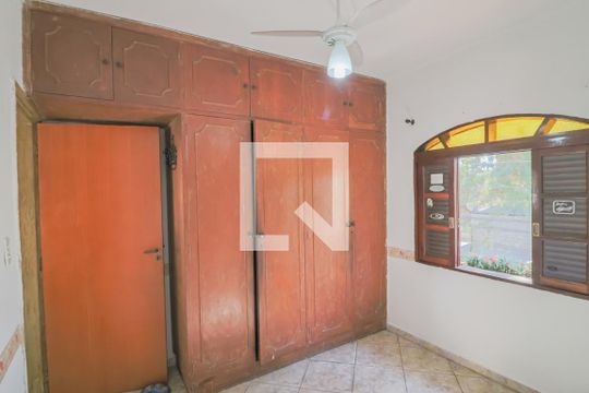 Quarto 2 de casa à venda com 4 quartos, 111m² em Jaguaré, São Paulo