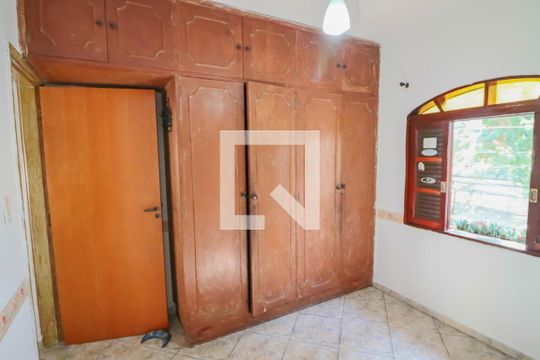 Quarto 2 de casa à venda com 4 quartos, 111m² em Jaguaré, São Paulo