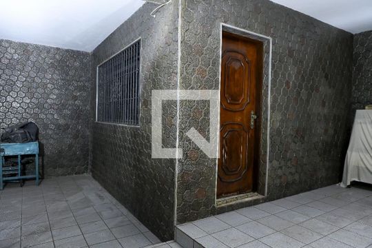 Casa à venda com 3 quartos, 151m² em Vila Olinda, São Paulo