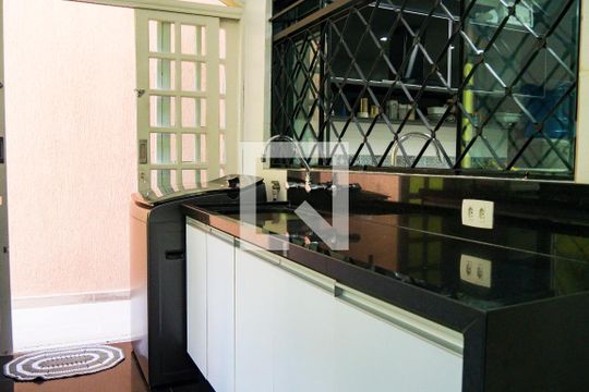 Área de Serviço de casa à venda com 3 quartos, 300m² em Santa Maria, Santo André