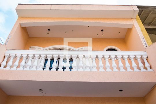 Garagem de casa à venda com 3 quartos, 300m² em Santa Maria, Santo André