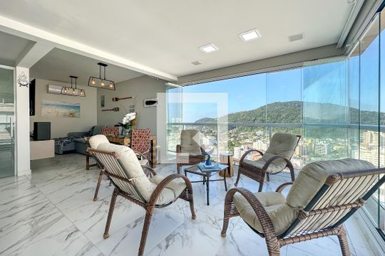 Varanda integrada de apartamento para alugar com 2 quartos, 71m² em Loteamento João Batista Julião, Guarujá