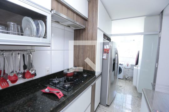 Cozinha de apartamento à venda com 4 quartos, 167m² em Eldorado, Contagem