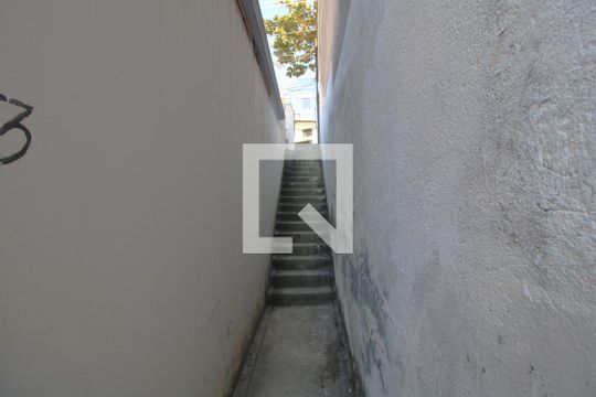 Entrada da casa de casa para alugar com 1 quarto, 37m² em Vila Marari, São Paulo