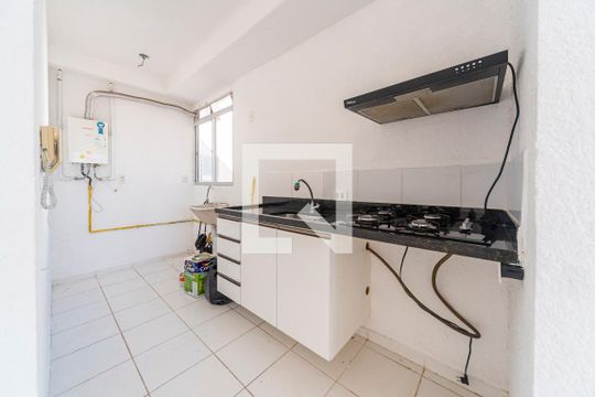 Cozinha de apartamento à venda com 2 quartos, 45m² em Vila Tibiriçá, Santo André