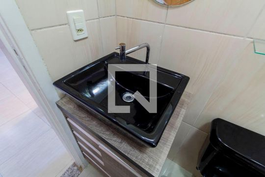 Banheiro  de apartamento à venda com 2 quartos, 59m² em Jardim São Francisco (zona Leste), São Paulo