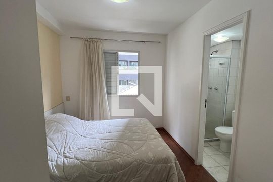 Suite de apartamento à venda com 2 quartos, 56m² em Jardim Paulista, São Paulo
