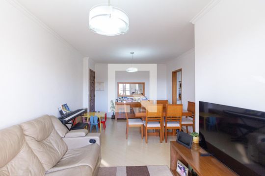 Sala de apartamento à venda com 3 quartos, 74m² em Jaguaribe, Osasco