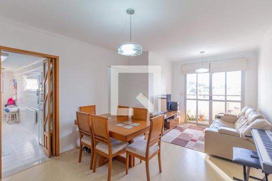 Apartamento à venda com 3 quartos, 74m² em Jaguaribe, Osasco