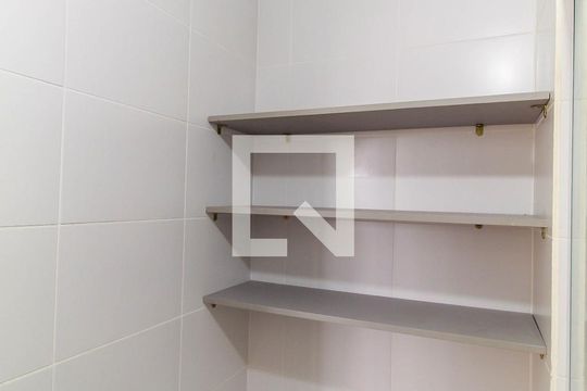Banheiro de apartamento para alugar com 1 quarto, 31m² em Brás, São Paulo