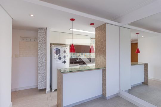 Sala de apartamento à venda com 2 quartos, 55m² em Quitaúna, Osasco