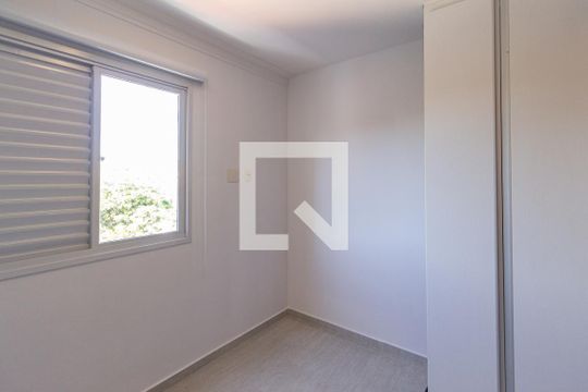 Quarto  de apartamento à venda com 2 quartos, 55m² em Quitaúna, Osasco