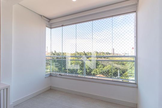 Sacada de apartamento à venda com 2 quartos, 55m² em Quitaúna, Osasco