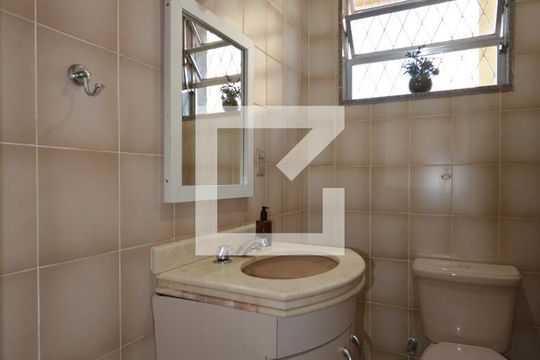 Lavrabo de casa à venda com 4 quartos, 536m² em Vila da Penha, Rio de Janeiro
