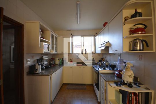 Cozinha de casa à venda com 4 quartos, 536m² em Vila da Penha, Rio de Janeiro