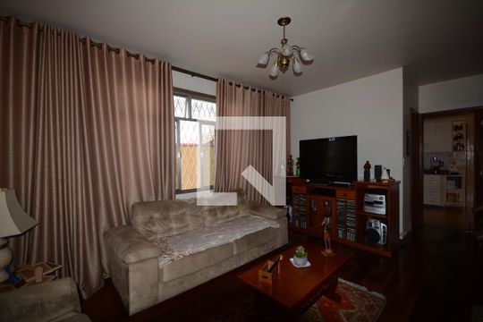 Sala de casa à venda com 4 quartos, 536m² em Vila da Penha, Rio de Janeiro