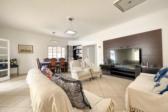Casa para alugar com 7 quartos, 300m² em Balneário Cidade Atlântica, Guarujá