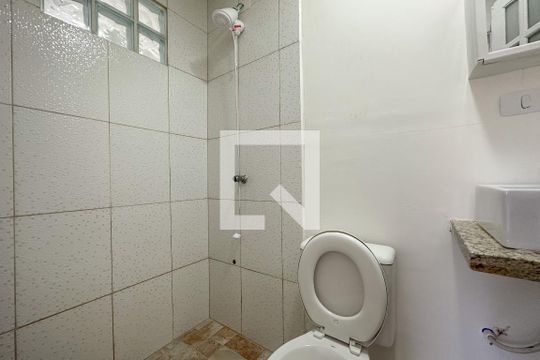 Banheiro 4 de casa para alugar com 7 quartos, 300m² em Balneário Cidade Atlântica, Guarujá