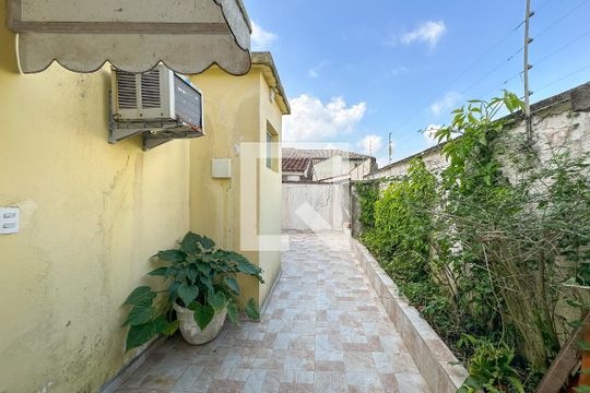 Corredor de casa para alugar com 7 quartos, 300m² em Balneário Cidade Atlântica, Guarujá