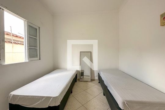 Quarto 1 de casa para alugar com 7 quartos, 300m² em Balneário Cidade Atlântica, Guarujá
