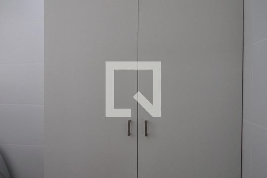 Área de Serviço de apartamento para alugar com 3 quartos, 70m² em Jardim Karolyne, Sorocaba