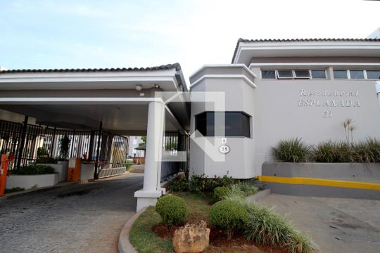 Fachada de apartamento para alugar com 3 quartos, 70m² em Jardim Karolyne, Sorocaba