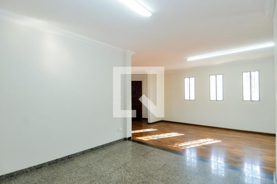 Sala de casa à venda com 4 quartos, 300m² em Vila Rosália, Guarulhos