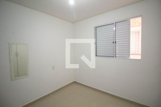 Quarto 1 de apartamento à venda com 2 quartos, 40m² em Jardim Helena, São Paulo