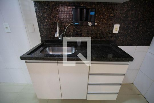 Detalhe cozinha de apartamento à venda com 2 quartos, 40m² em Jardim Helena, São Paulo