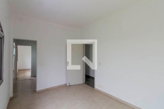 Suíte 1 de casa à venda com 5 quartos, 490m² em Vila Paranaguá, São Paulo