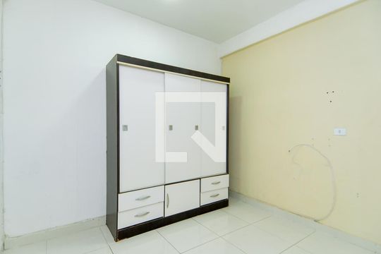 Quarto  de casa para alugar com 1 quarto, 50m² em Vila Flórida, Guarulhos