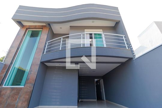 Fachada de casa à venda com 3 quartos, 205m² em Jardim Ibirapuera, Campinas