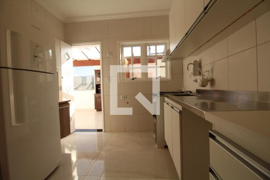 Cozinha de casa de condomínio à venda com 3 quartos, 108m² em Jardim Leonor Mendes de Barros, São Paulo