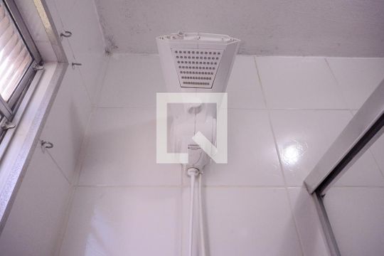 Banheiro de apartamento para alugar com 1 quarto, 50m² em Liberdade, São Paulo