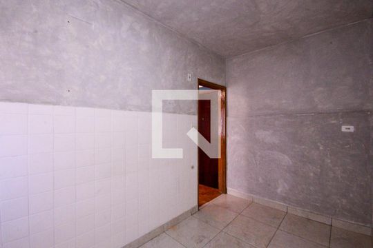 Cozinha de apartamento para alugar com 1 quarto, 50m² em Liberdade, São Paulo