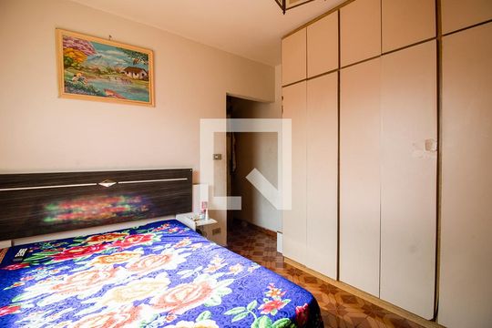 quarto3-2 de casa à venda com 4 quartos, 146m² em Vila Moinho Velho, São Paulo